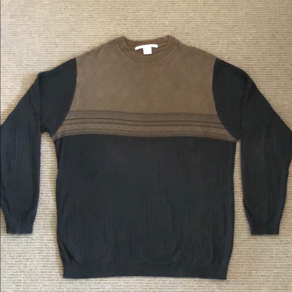 Perry Ellis long sleeve knit green with pattern